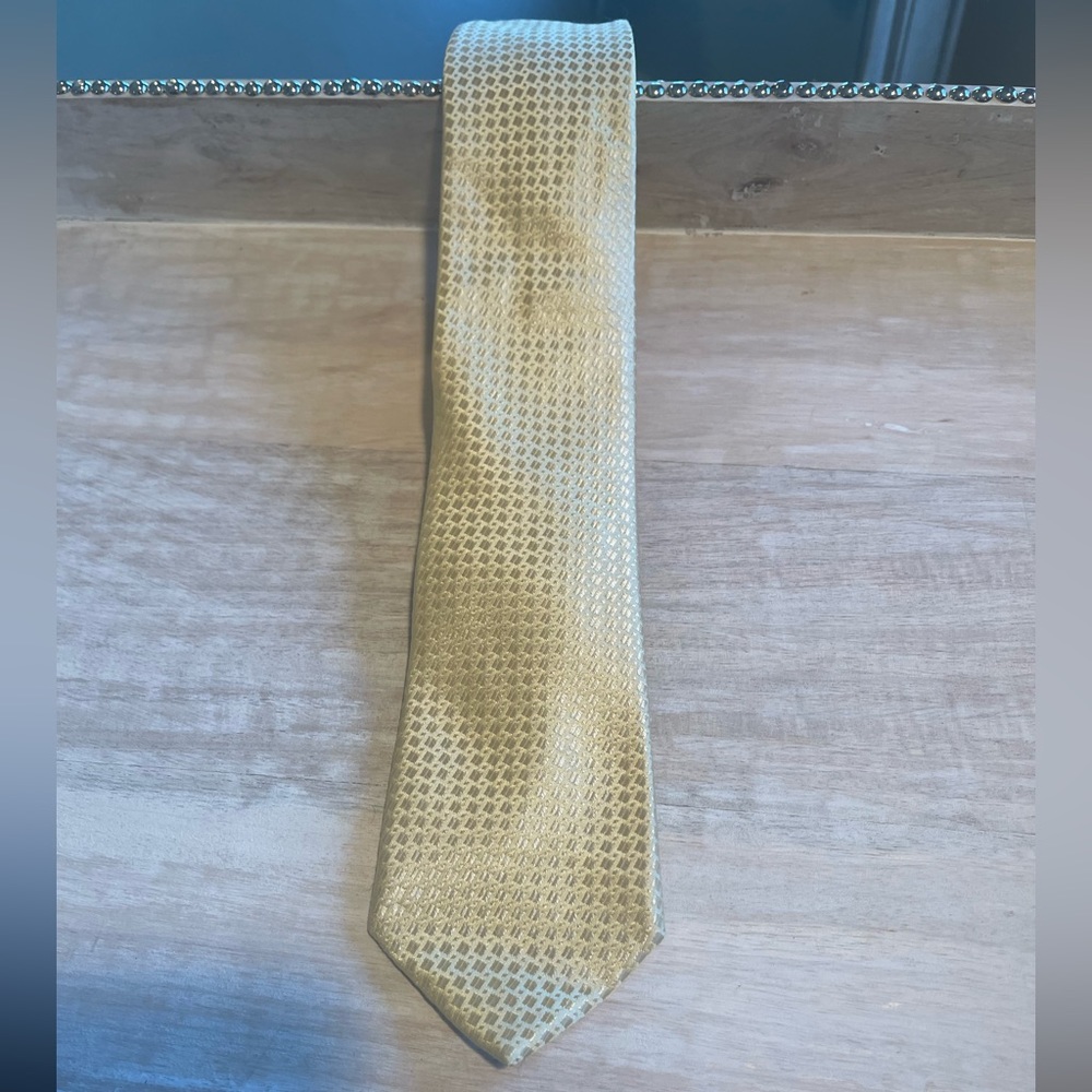 Michael Kors Silk Yellow Tie